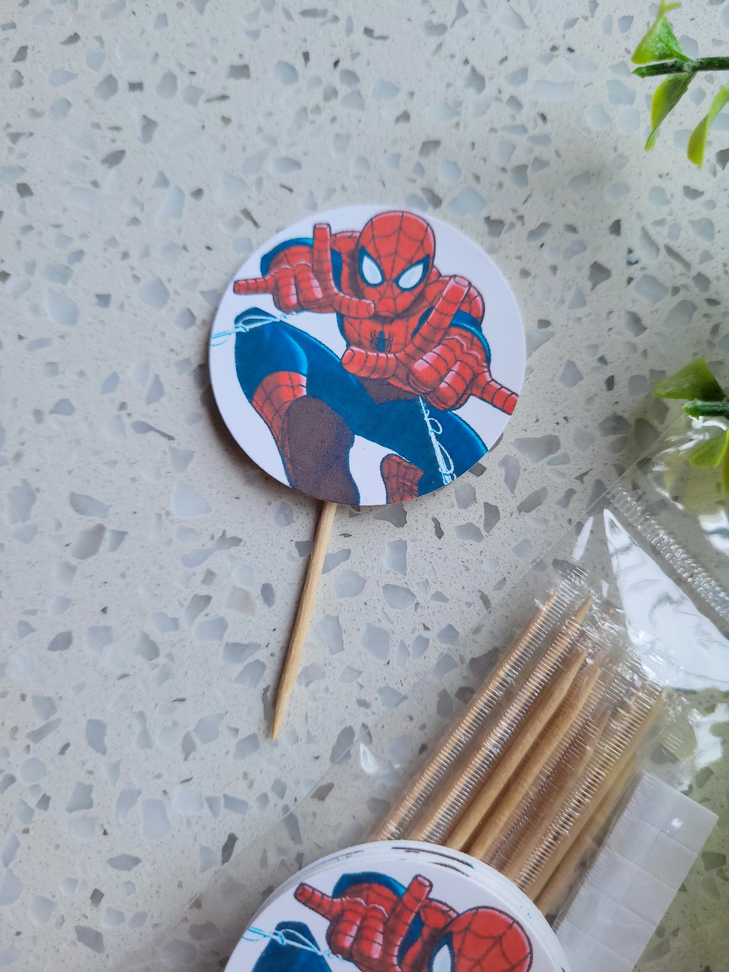 Paperboard Toppers Spiderman 12s #01