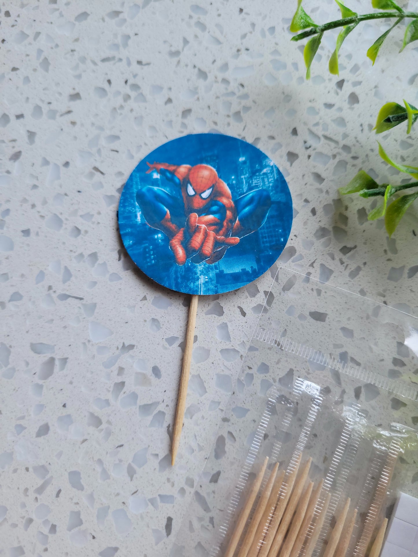 Paperboard Toppers Spiderman 12s #02