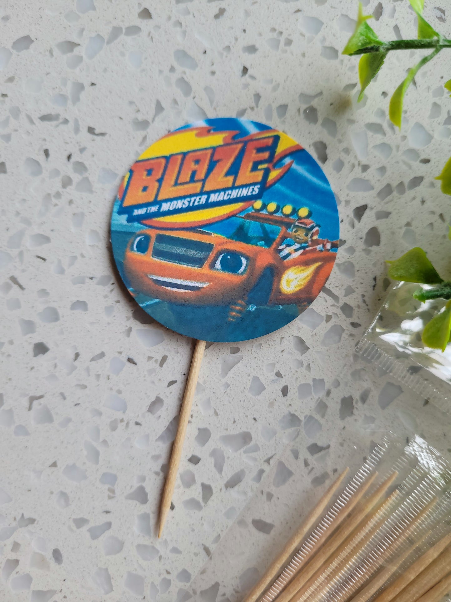 Paperboard Toppers Blaze 12s #01