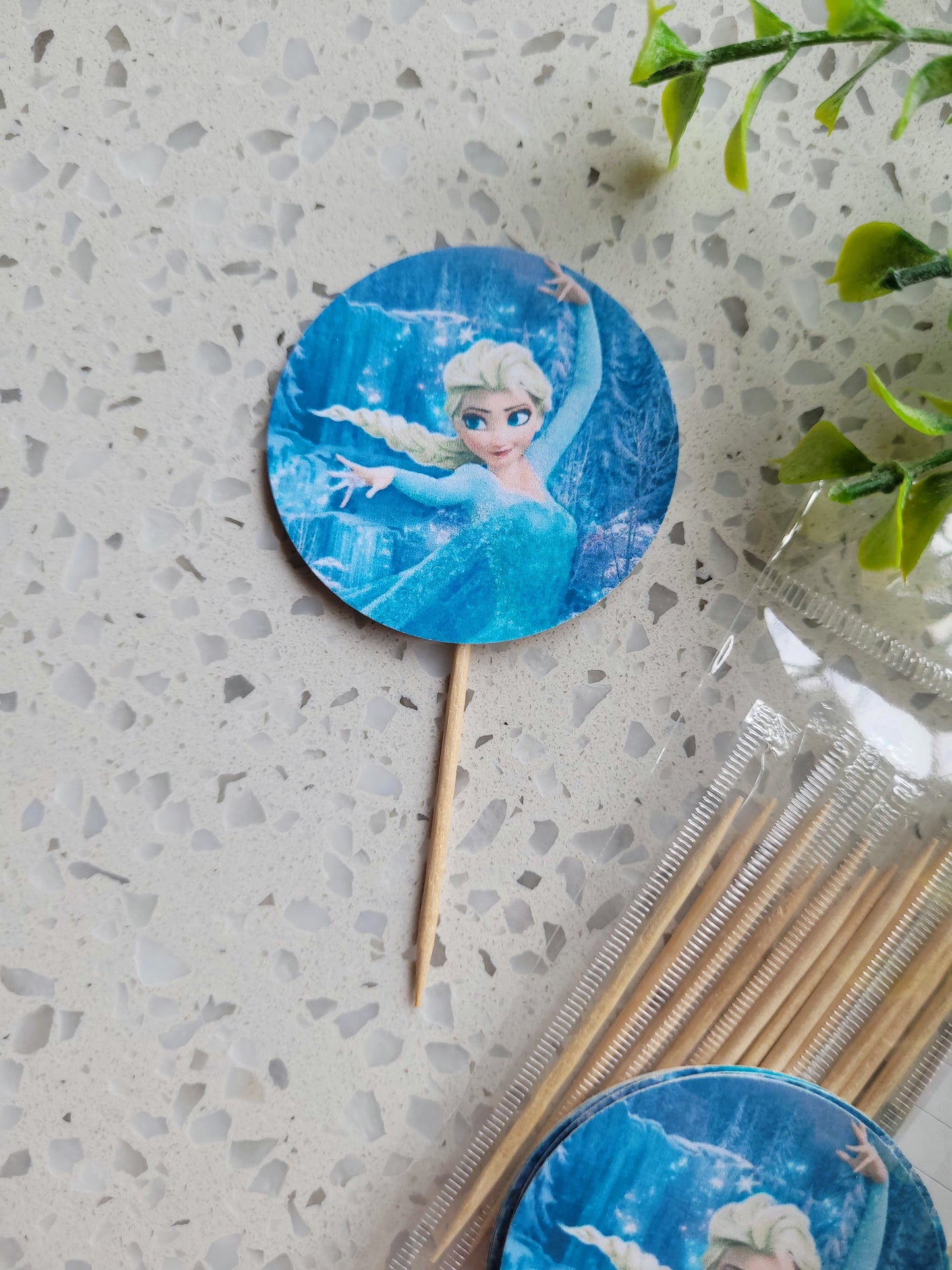 Paperboard Toppers Frozen 12s #02