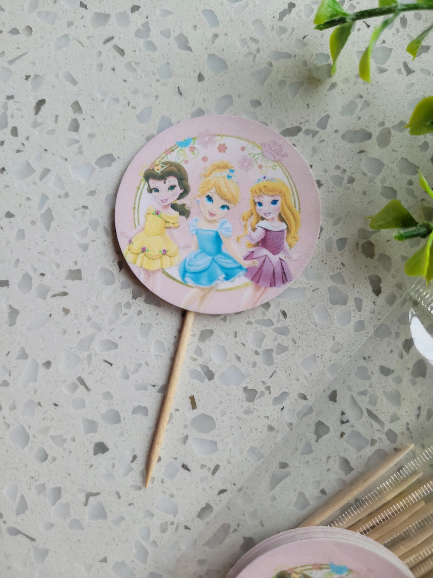 Paperboard Toppers Princesses 12s #01