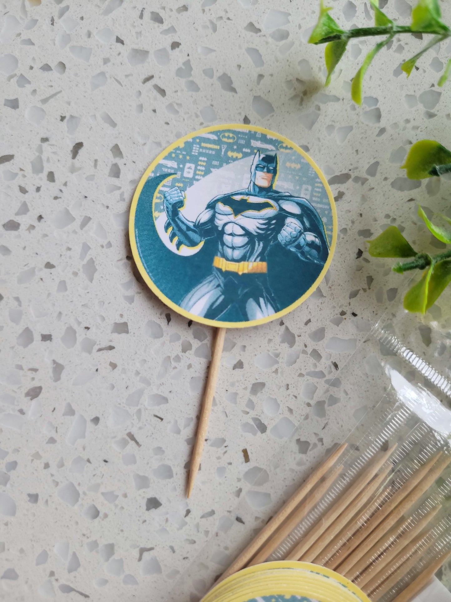 Paperboard Toppers Batman 12s #01