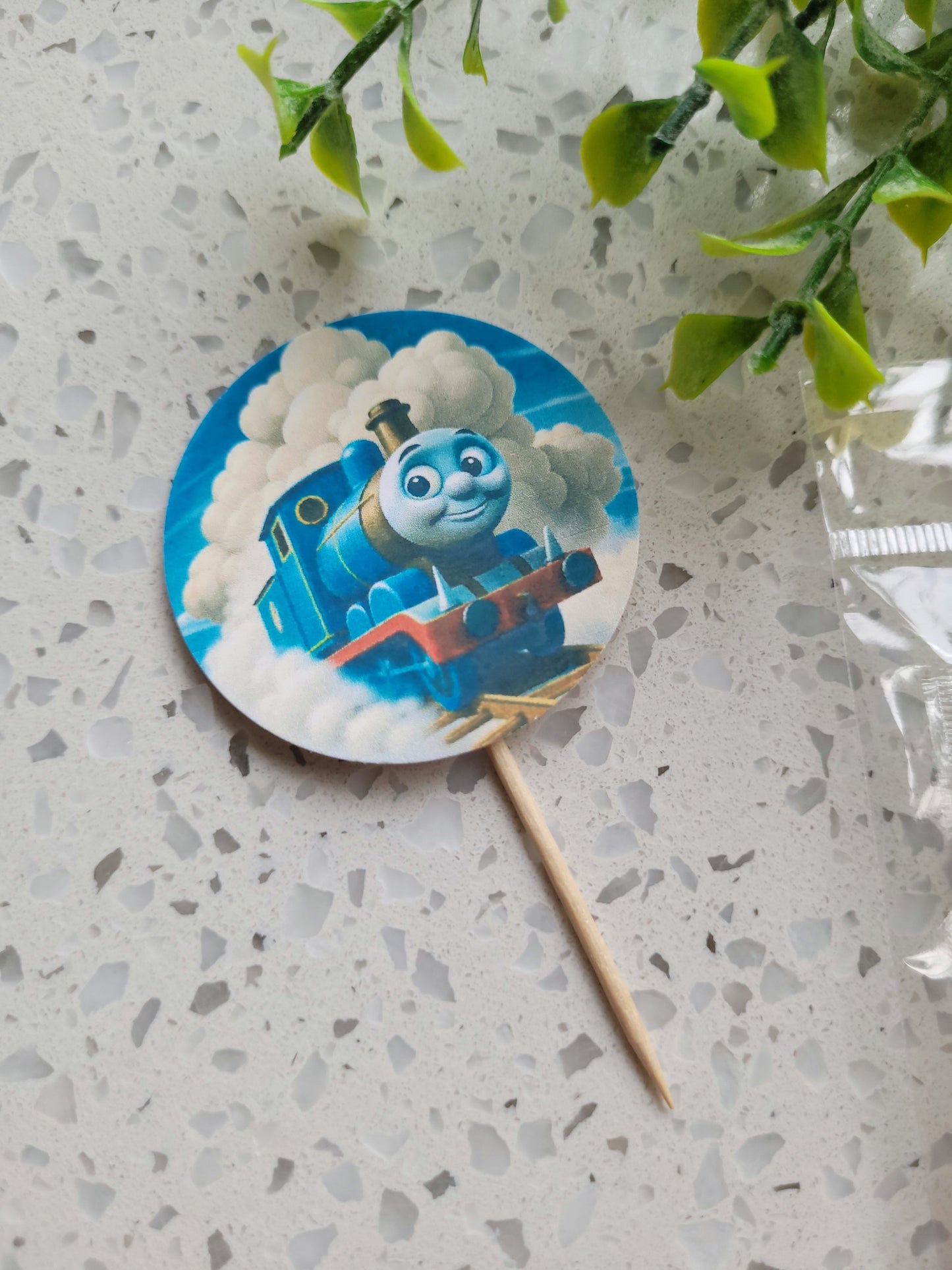 Paperboard Toppers Thomas The Train 12s #01