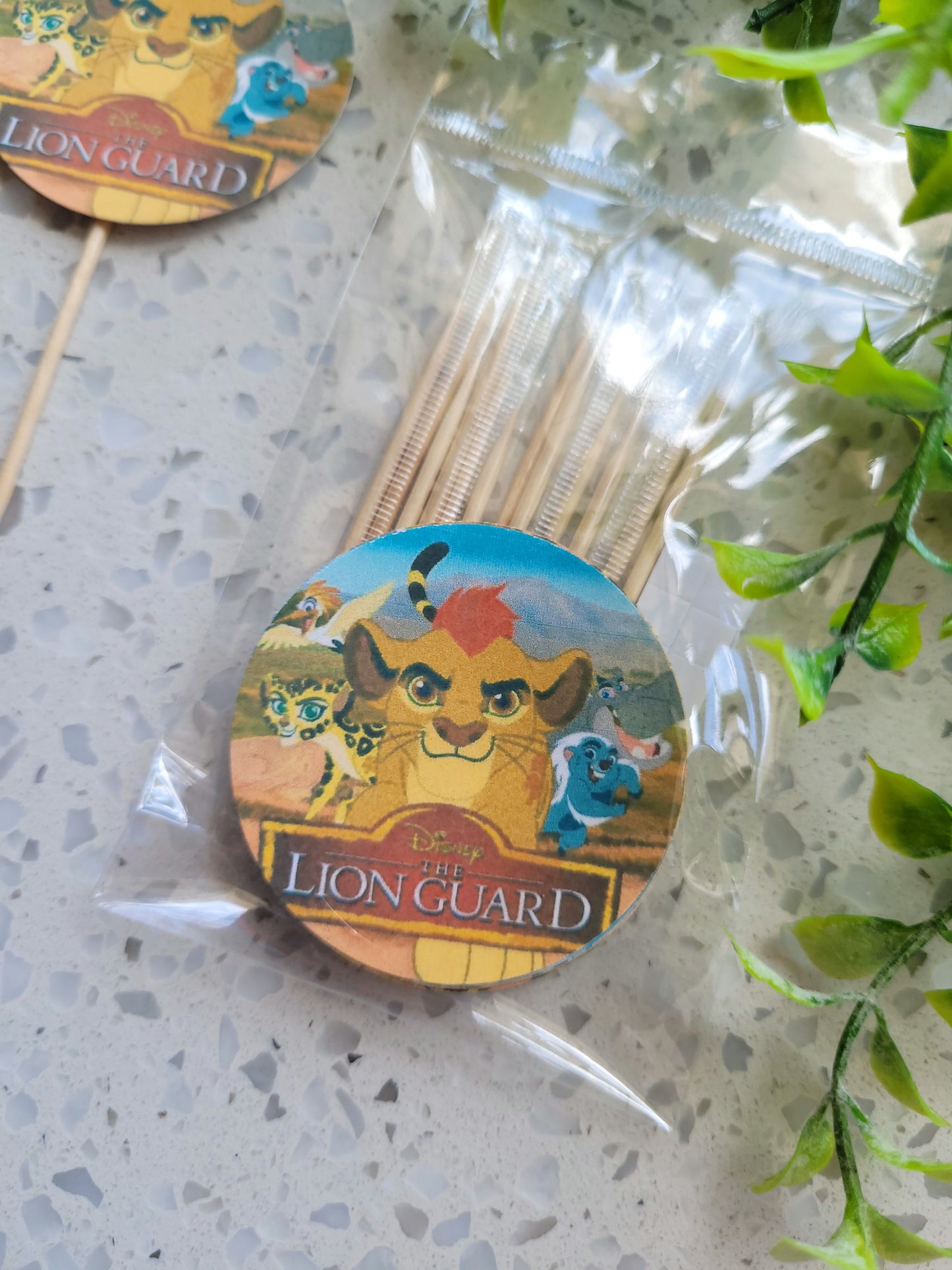 Paperboard Toppers Lion Guard 12s #01