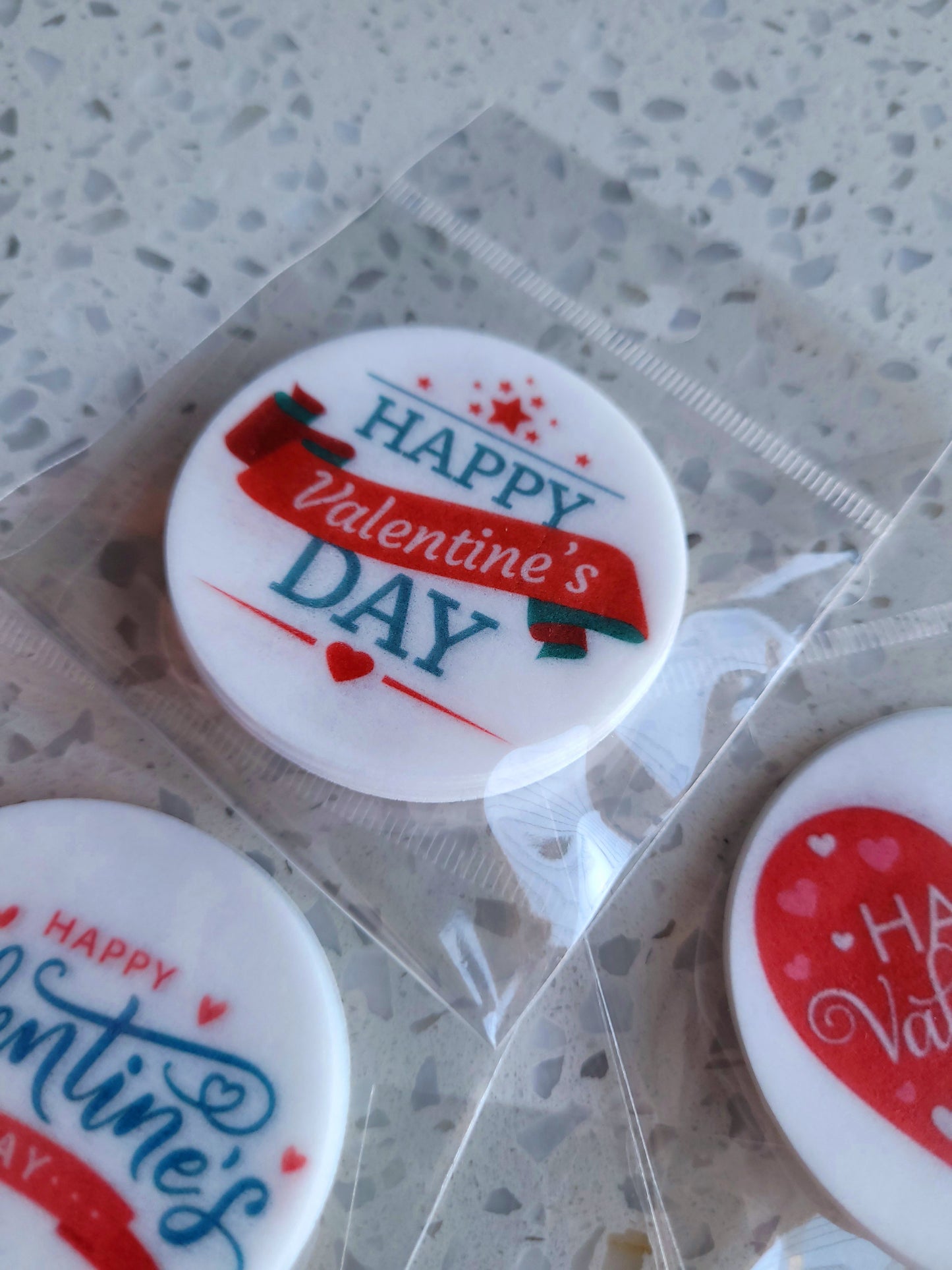 Edible Wafer Paper Pre-cut Toppers Valentines #04
