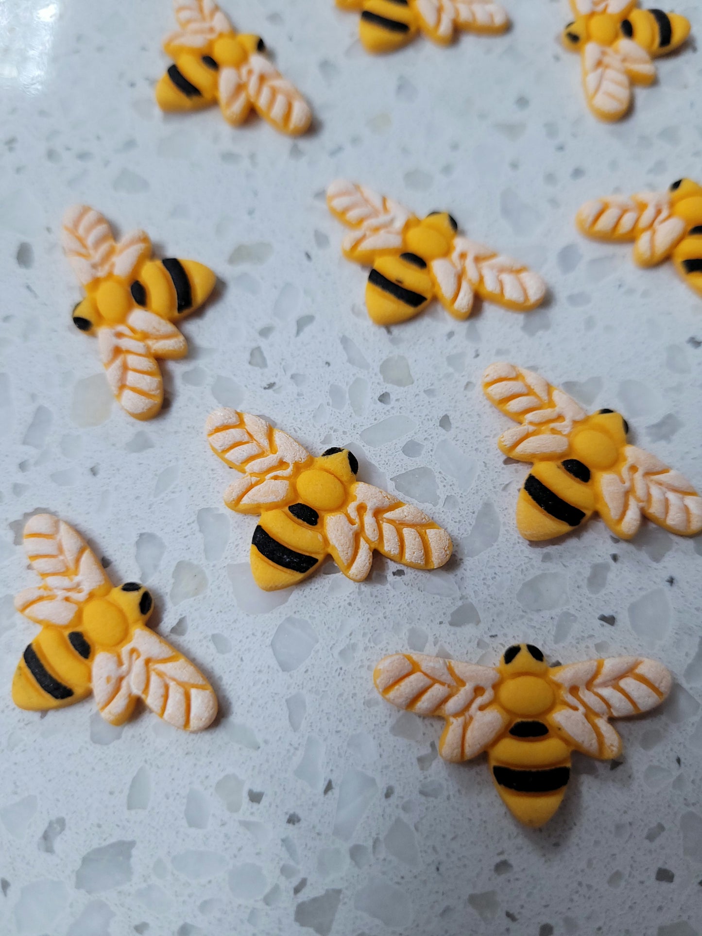 Bee Theme Set 10pcs Edible Cake Decorations