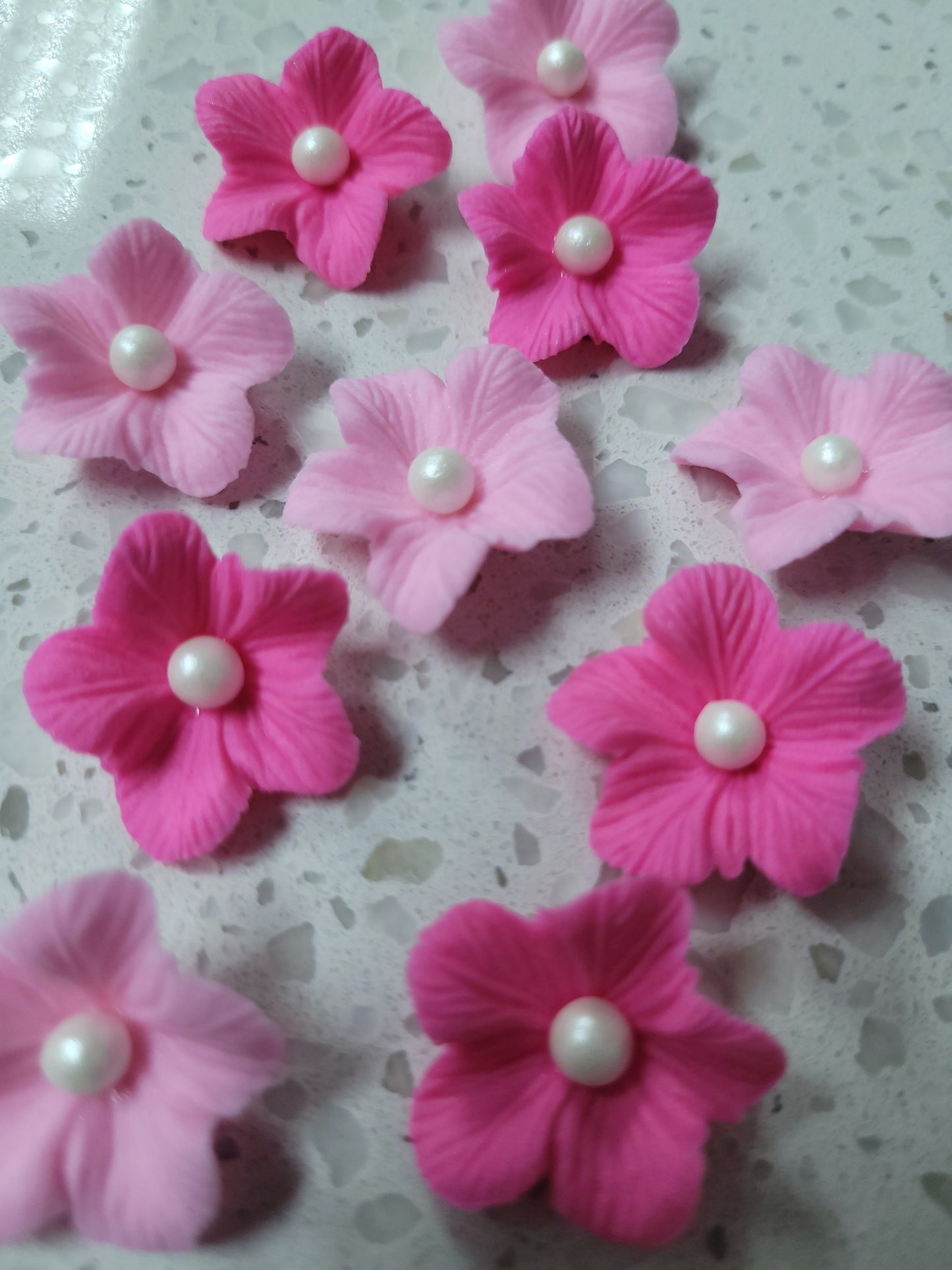Vained Flower Pink & Light Pink 10pcs Edible Cake Decorations
