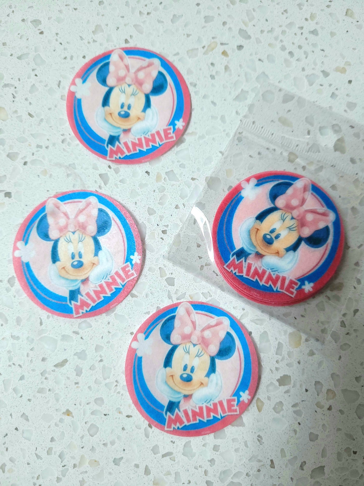 Edible Wafer Paper Pre-cut Toppers Minnie #02