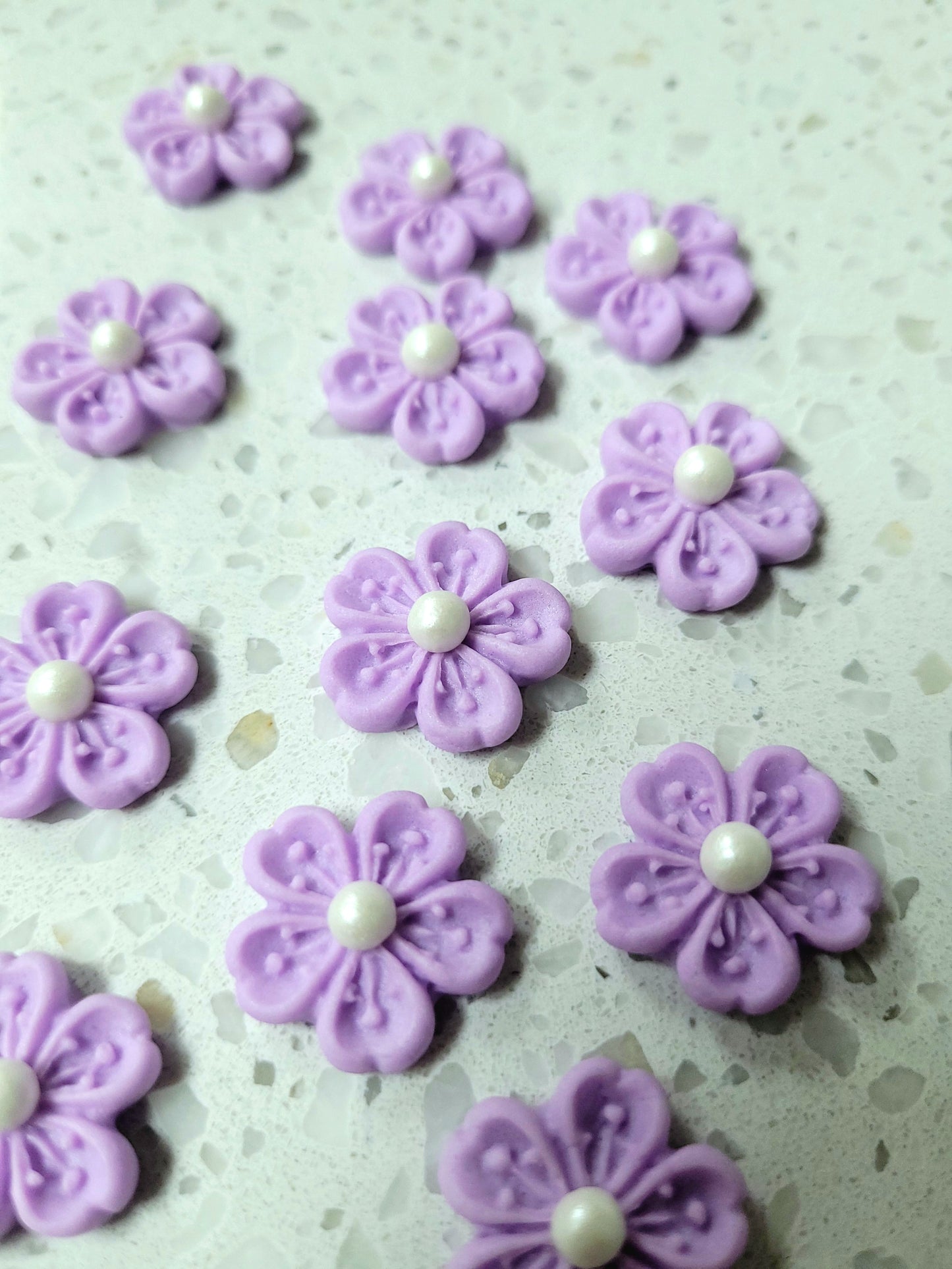 Cherry Blossom Flower - Pastel Purple 12pcs Edible Cake Decorations