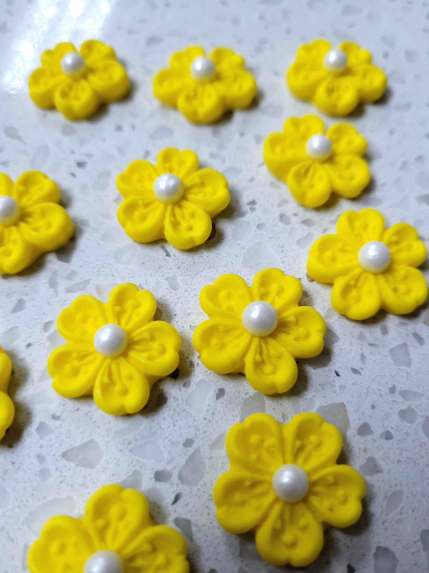 Cherry Blossom Flower - Yellow 12pcs Edible Cake Decorations