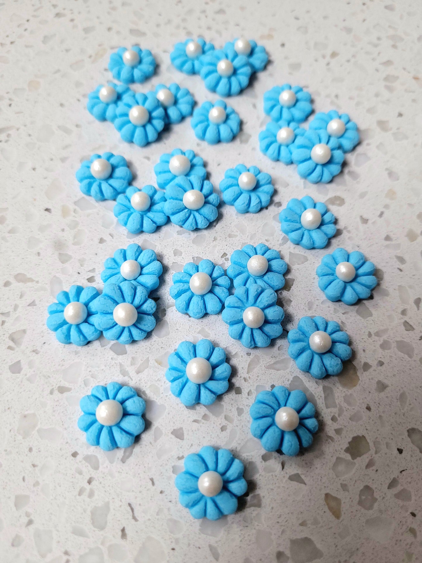 Mini Flower #01 - Pastel Blue 30pcs Edible Cake Decorations