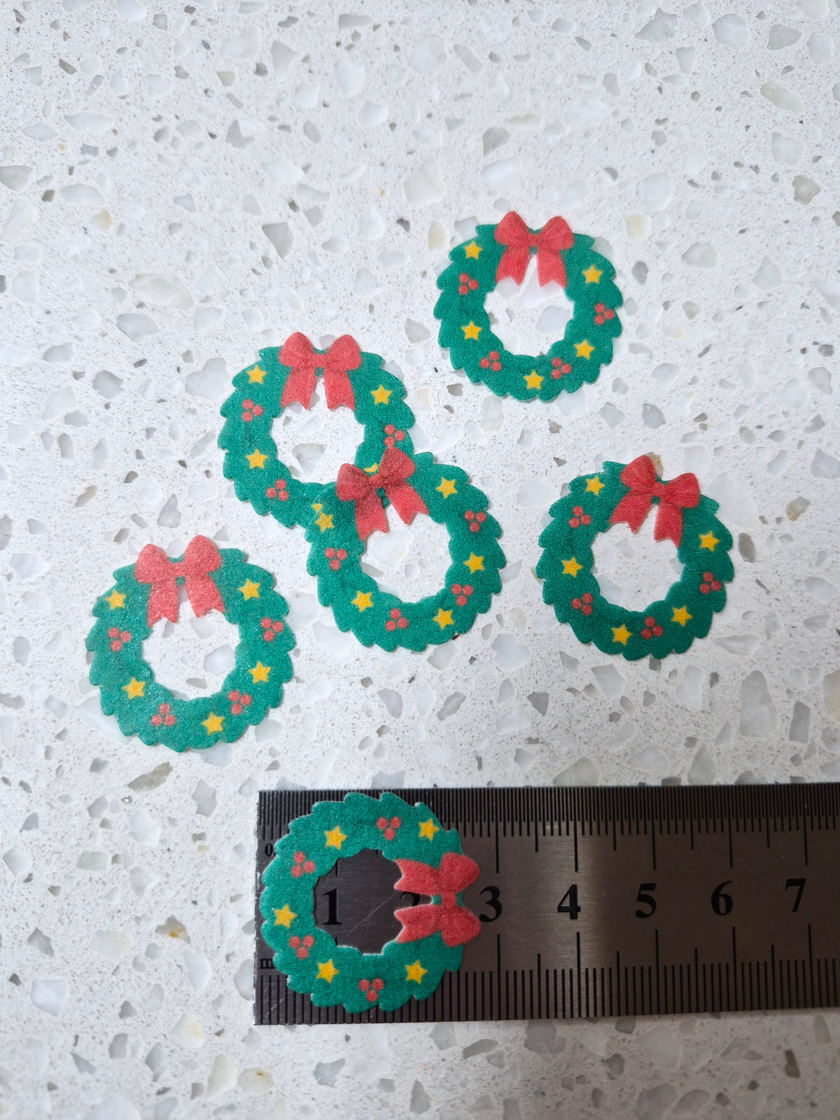 Christmas Wreath 01 Length 2.7cm Edible Wafer Paper Cutouts - Set of 6