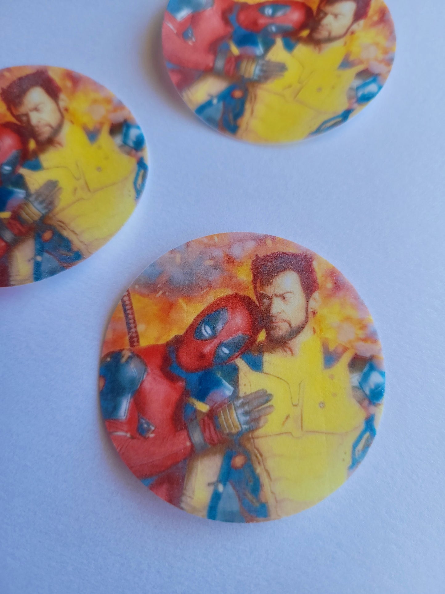 Edible Wafer Paper Pre-cut Toppers Deadpool / Wolverine #01