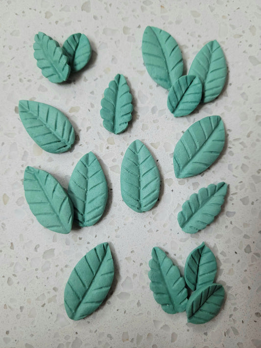 Leaves Assorted- Sage 16pcs Edible Cake Decorations