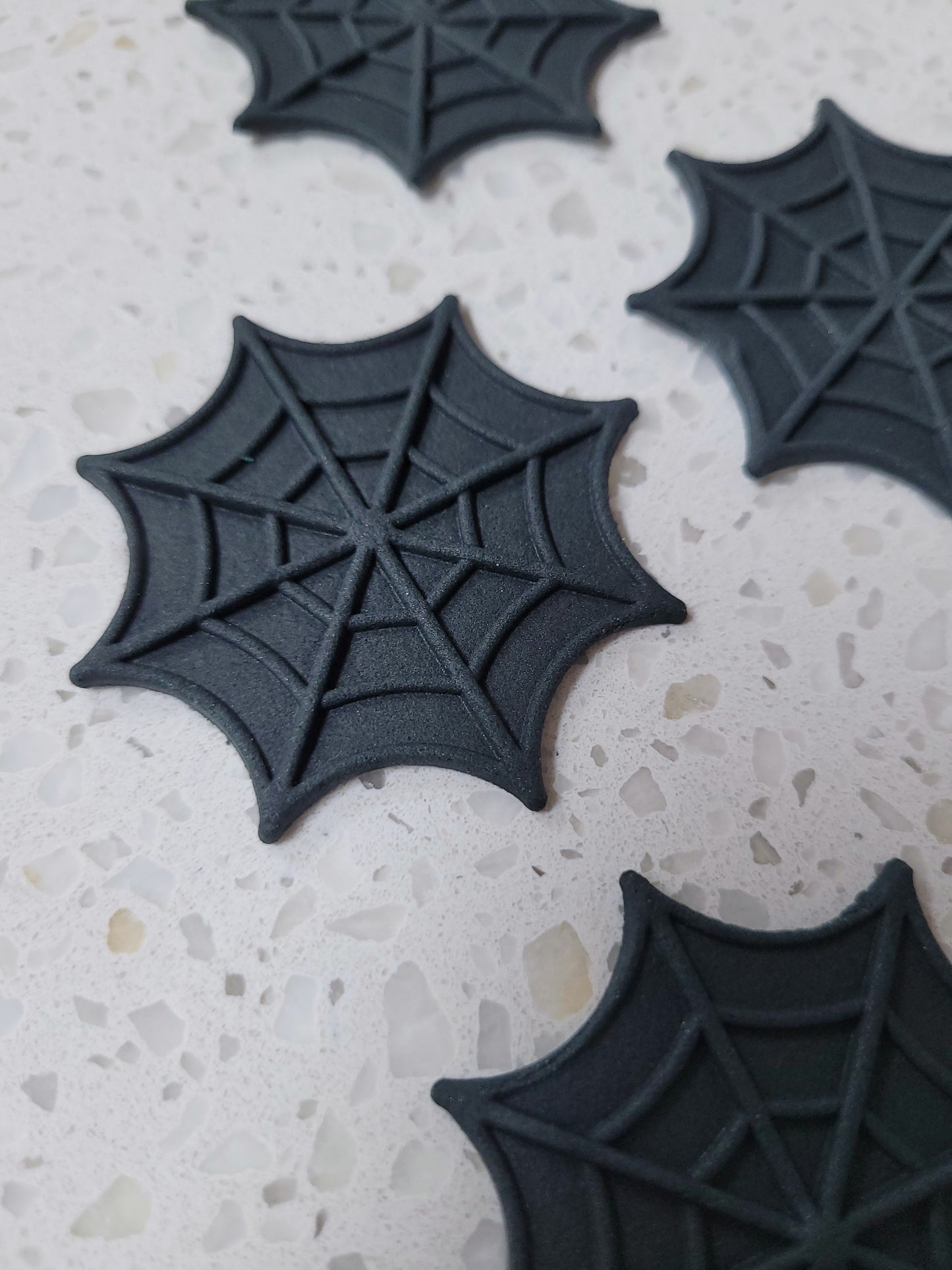 Spider Web Black 4pcs Edible Cake Decorations