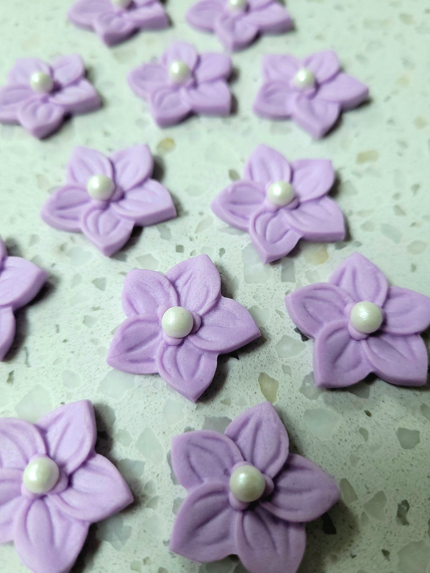 Flower 5 Petals - Pastel Purple 12pcs Edible Cake Decorations