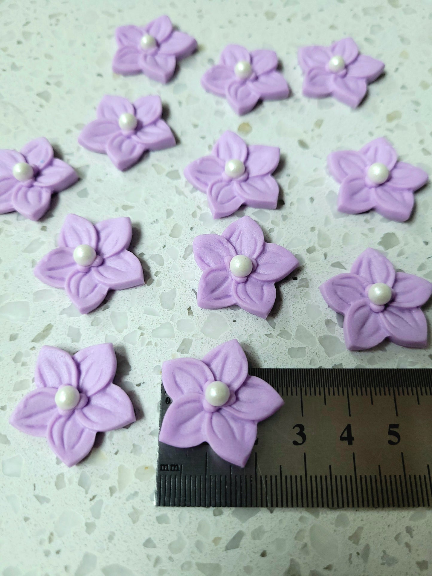 Flower 5 Petals - Pastel Purple 12pcs Edible Cake Decorations