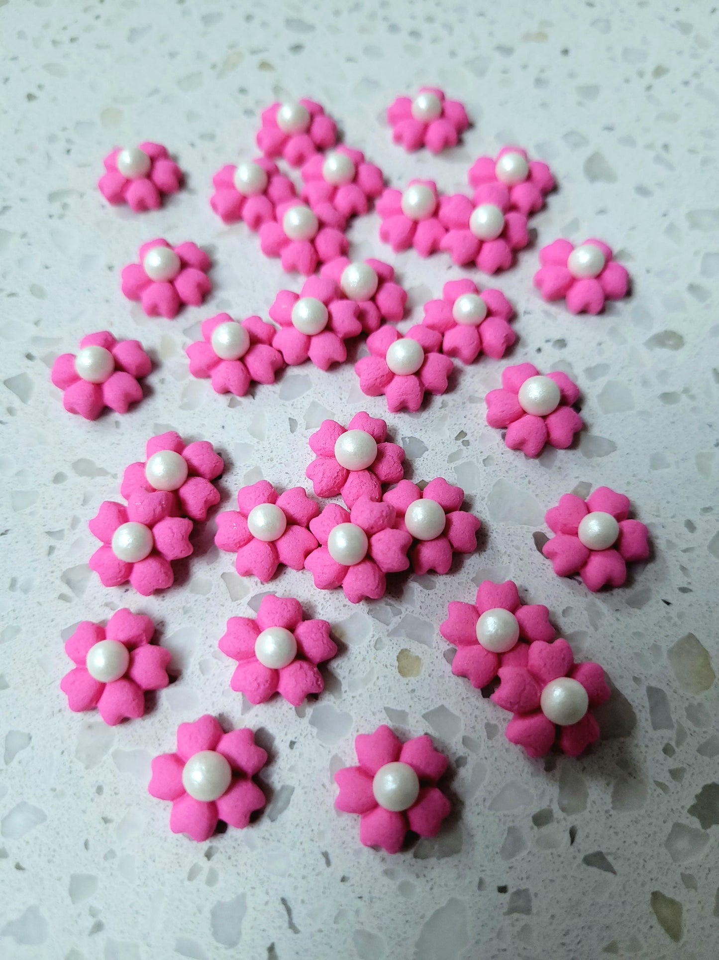 Mini Flower #02 - Pink 30pcs Edible Cake Decorations