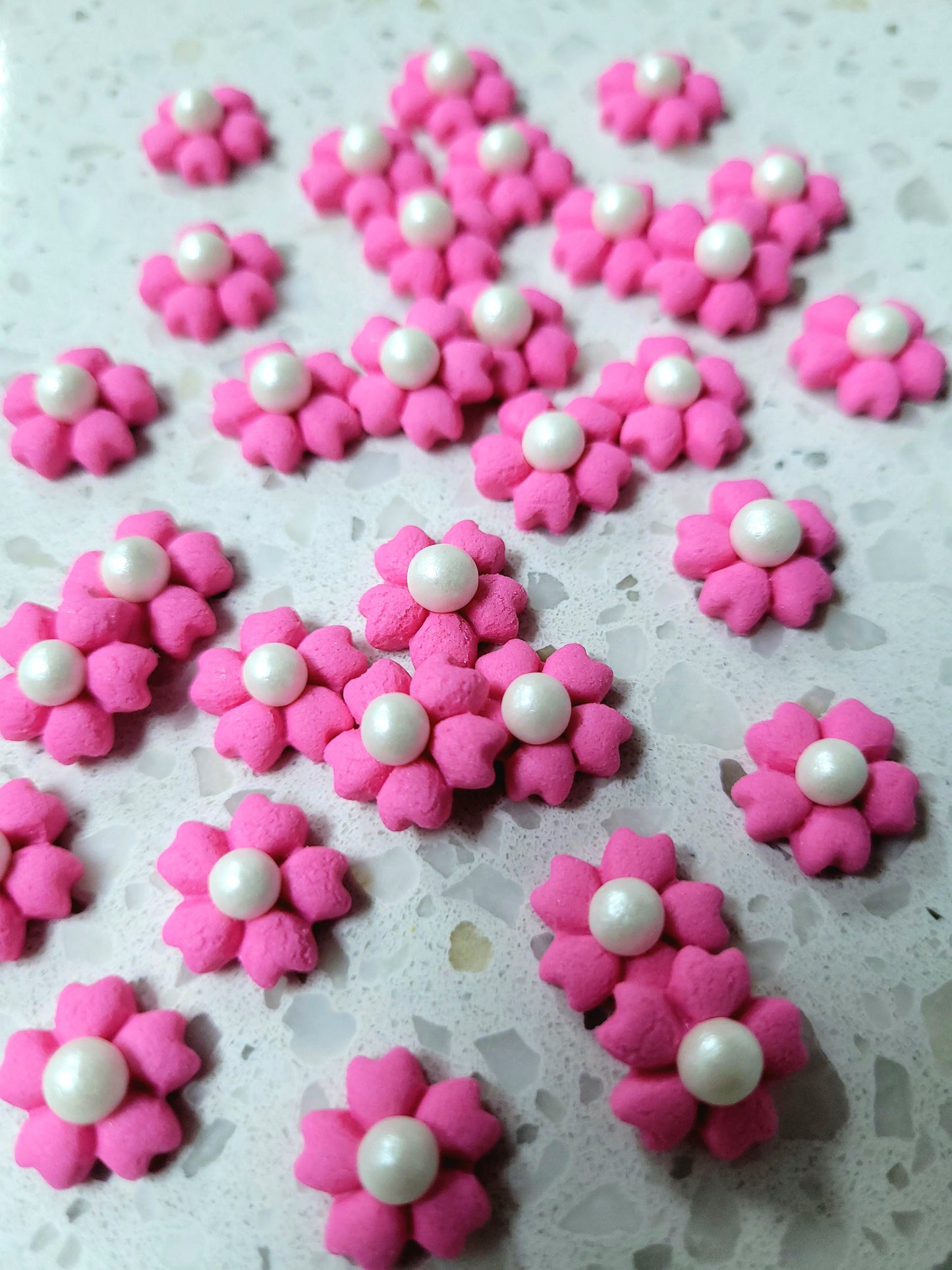Mini Flower #02 - Pink 30pcs Edible Cake Decorations
