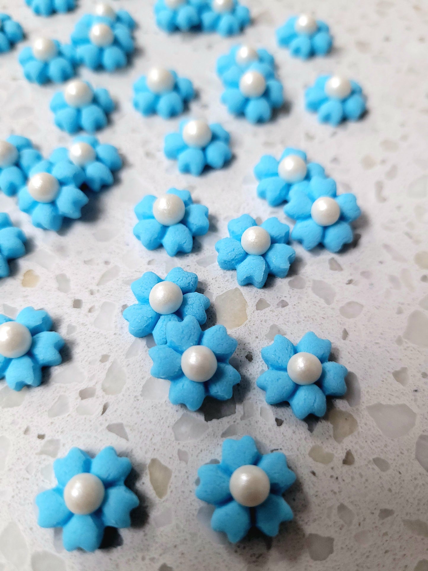 Mini Flower #02 - Pastel Blue 30pcs Edible Cake Decorations