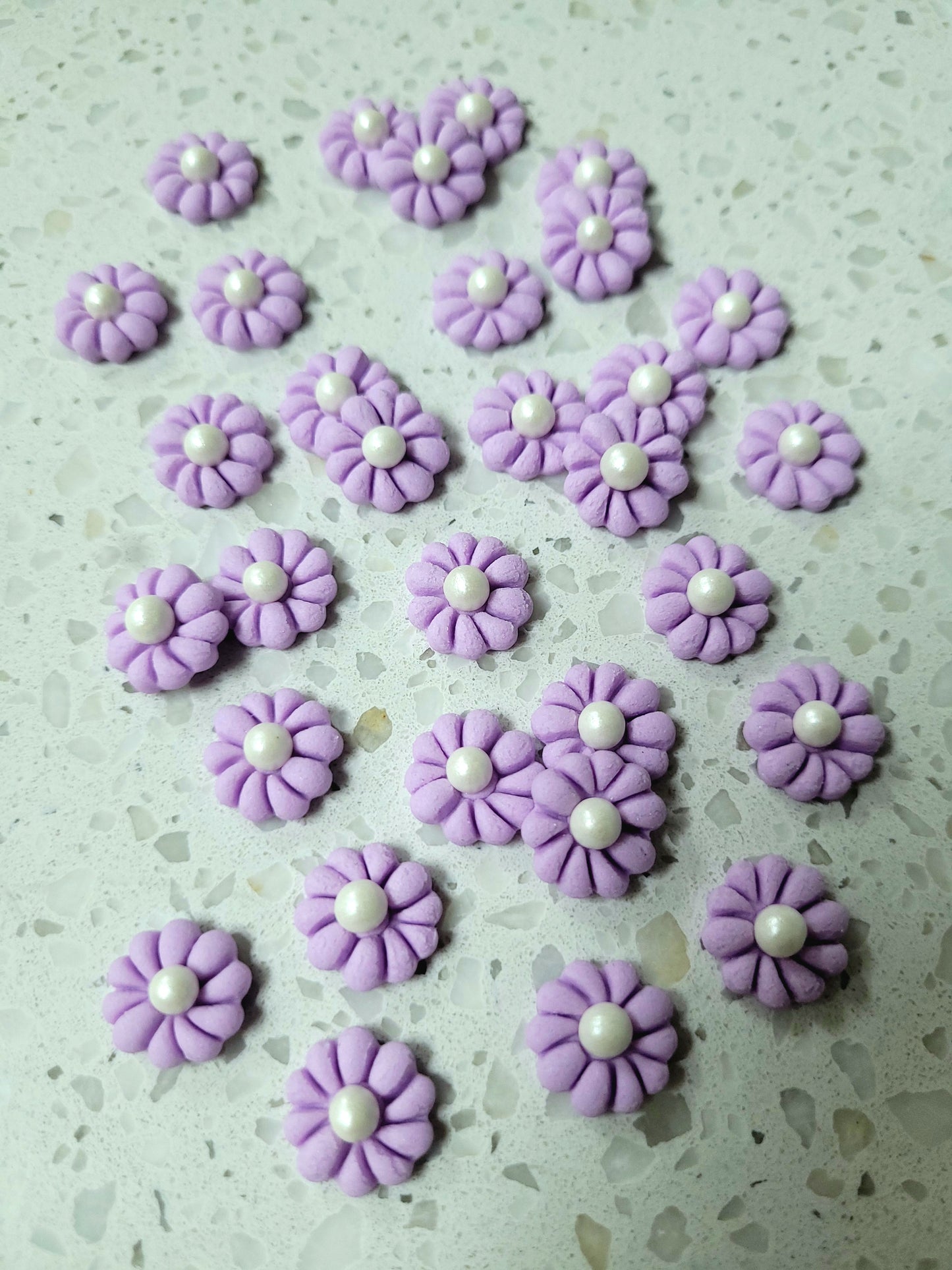 Mini Flower #01 - Pastel Purple 30pcs Edible Cake Decorations