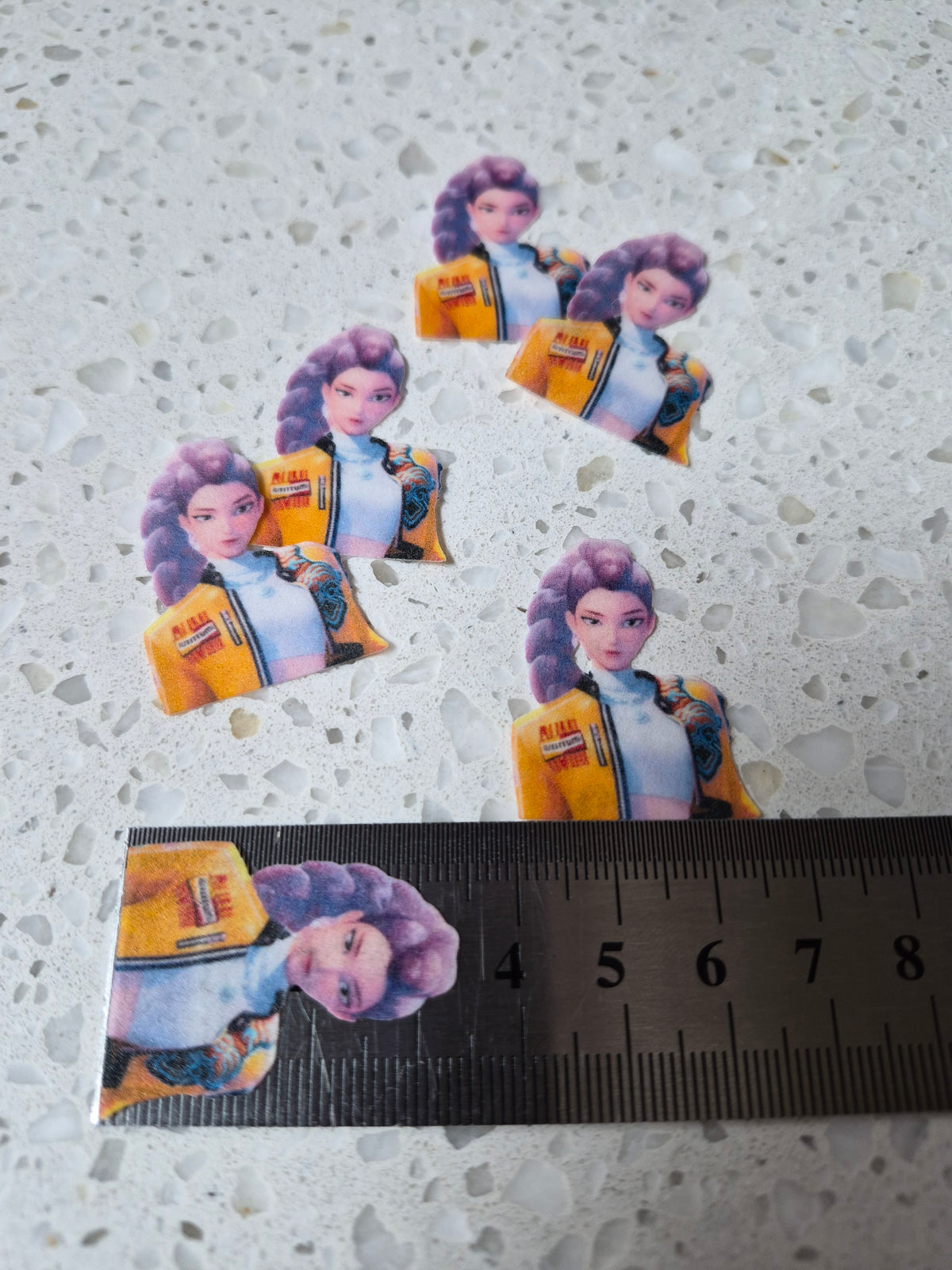 K Pop 02 Length 3.5cm Edible Wafer Paper Cutouts - Set of 6