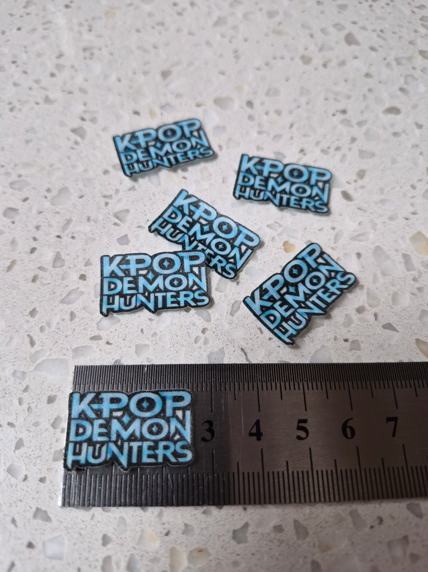 K Pop 01 Length 2.5cm Edible Wafer Paper Cutouts - Set of 6