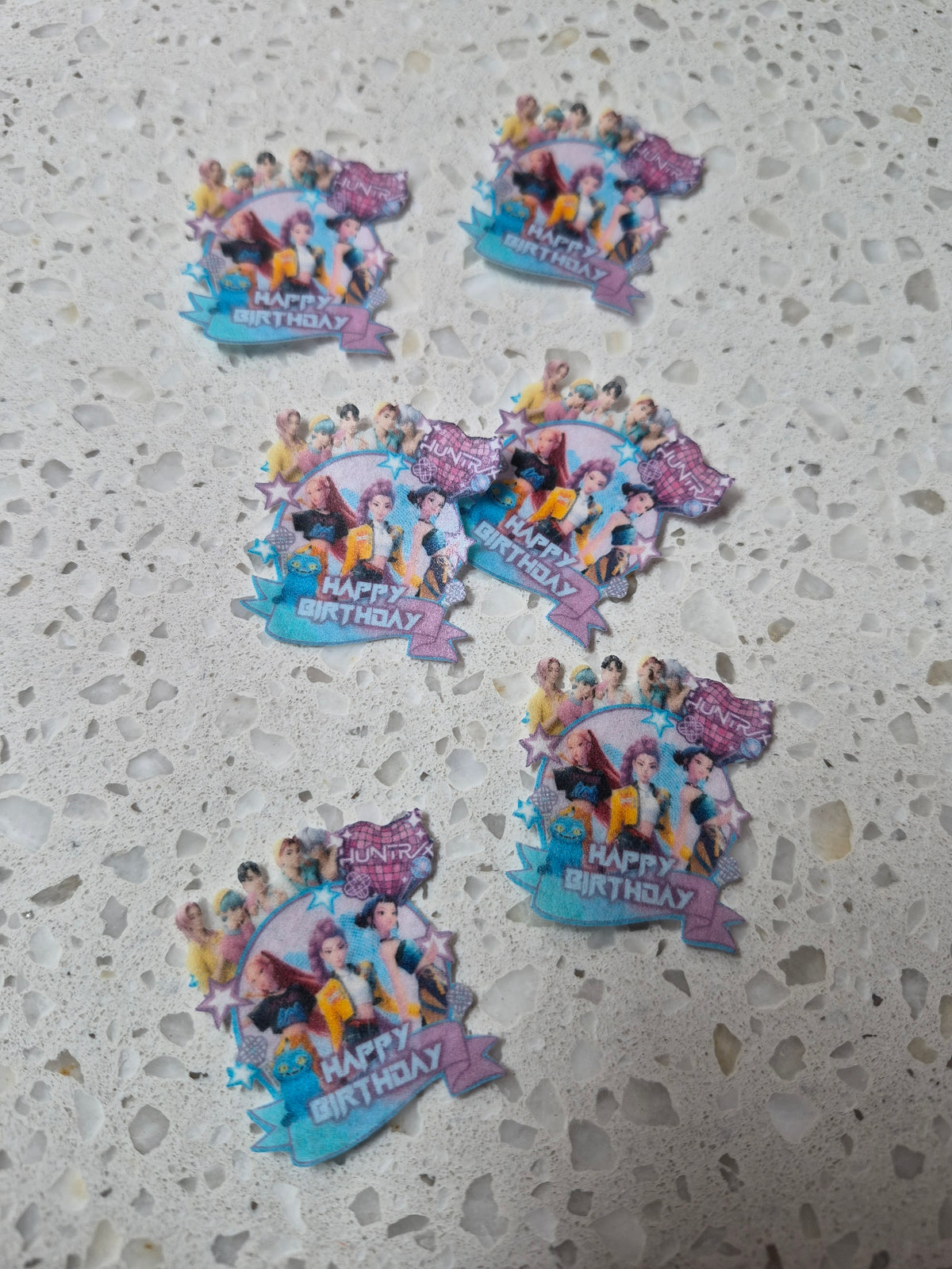 K Pop 03 Length 3.4cm Edible Wafer Paper Cutouts - Set of 6
