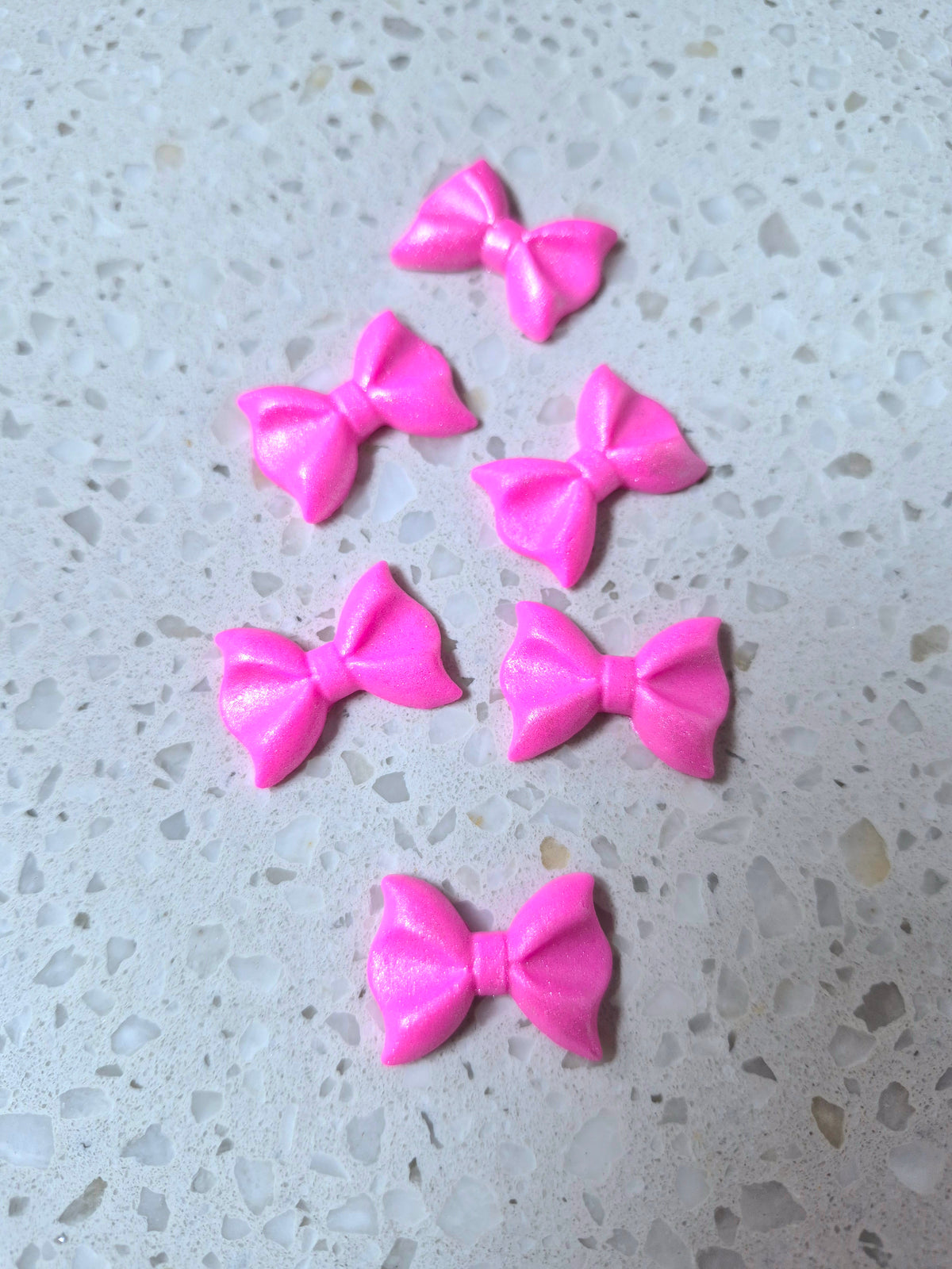 Bows Pink Shimmer 6pcs Edible Cake Decorations